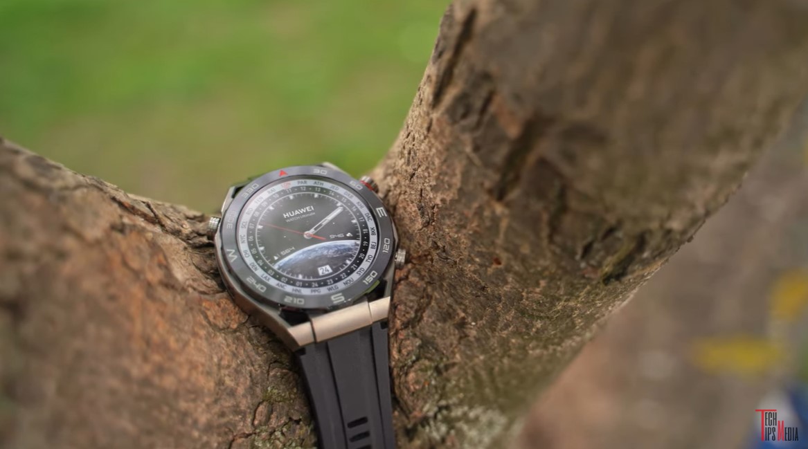 1-Huawei Watch Ultimate