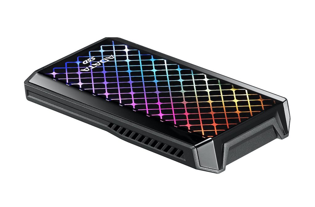 ADATA анонсира ново външно SSD устройство с RGB подсветка