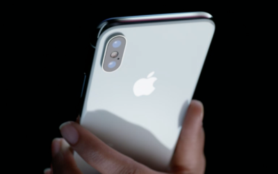 Анализатори занижиха очакванията си за продажбите на iPhone X